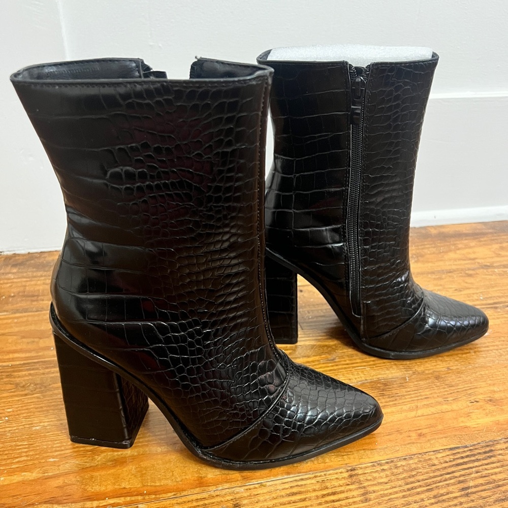 Lulus Black Heel Booties